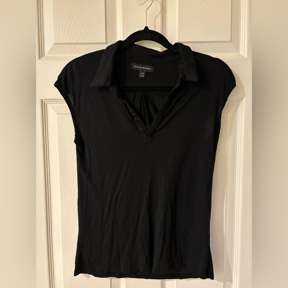 Banana Republic Charcoal Black Collared T-shirt Top XS